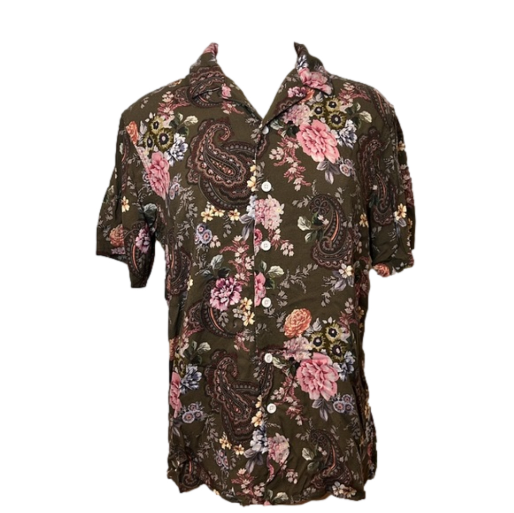 Women’s Collared Button Down Shirt